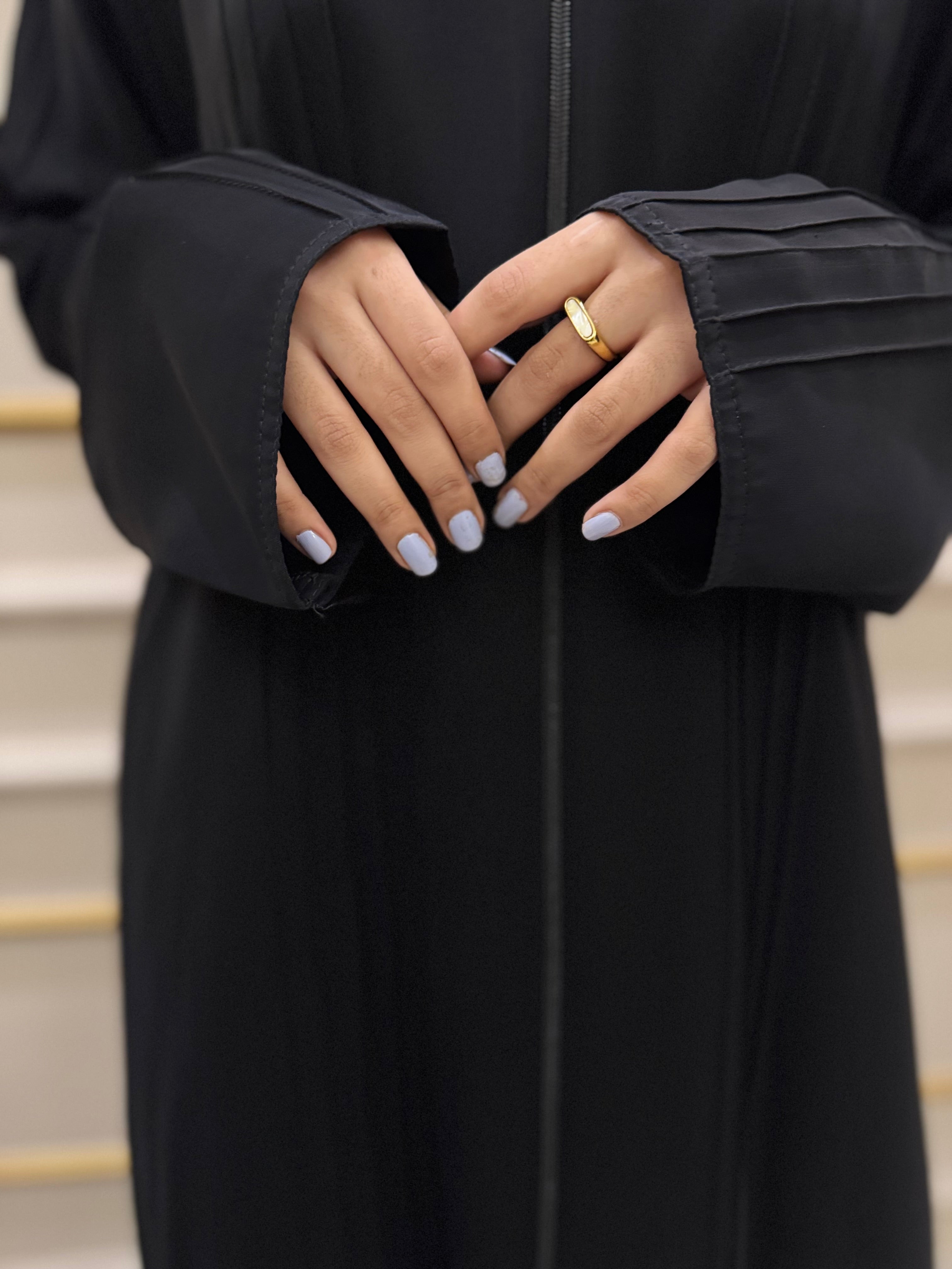 Noureh Zip Abaya
